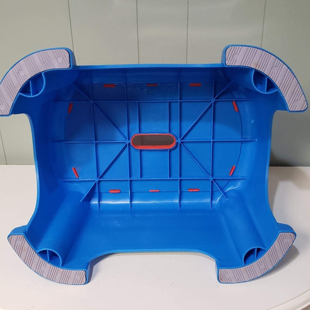 Paw Patrol Blue and Red Adventure Step Stool - Picture 3 of 6